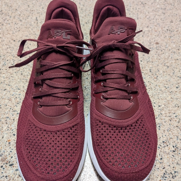 APL/ Burgundy TechLoom Tracer Sneakers - Picture 1 of 8